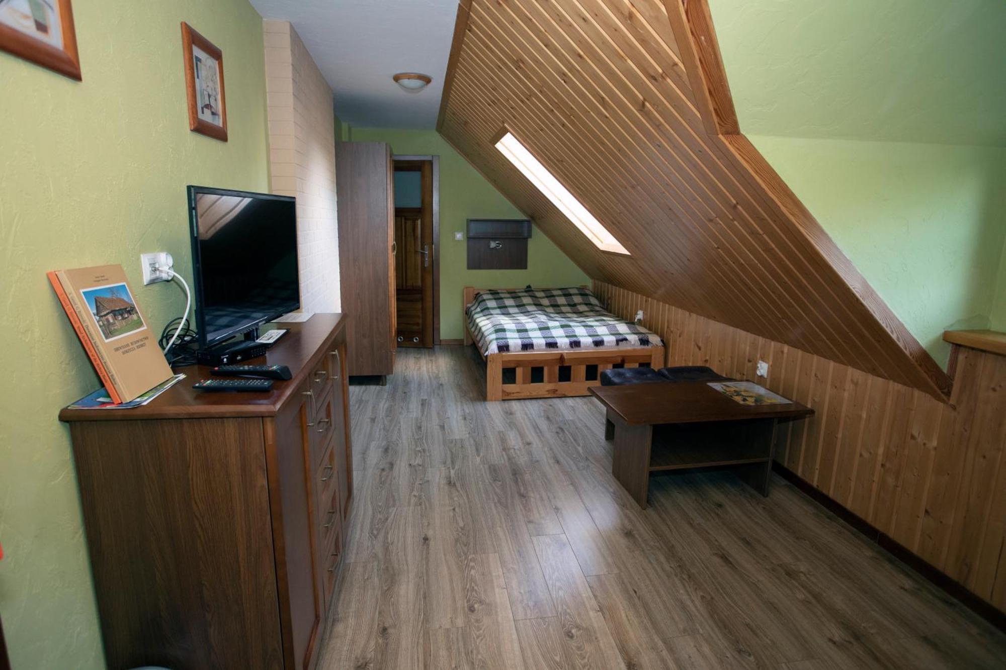 Villa Dom Pod Lipa Jaminy Esterno foto