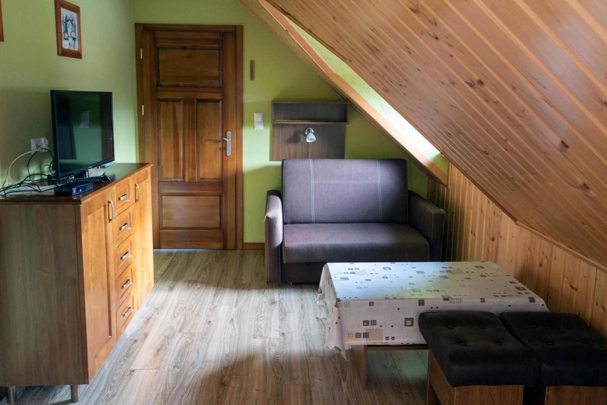 Villa Dom Pod Lipa Jaminy Esterno foto